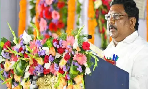 రూ.30 కోట్లు.. అమరావతిలో ఇల్లు.. టీడీపీ ఆఫర్