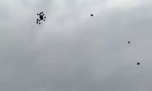 మోదీ పర్యటనలో భద్రత లోపం