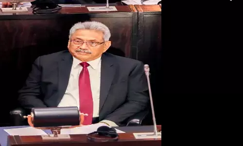 దేశం విడిచి పరారీ