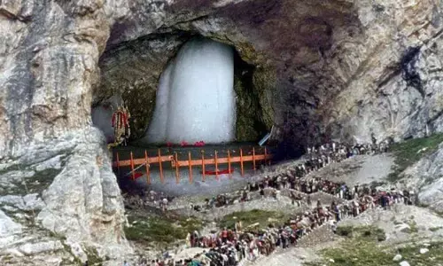 ఏపీ యాత్రికులు 48 మంది సురక్షితం.. లభ్యం కాని ఇద్దరి ఆచూకీ