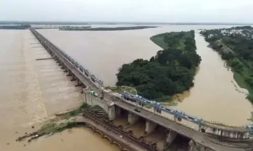 flood, godavari, dhavaleswaram