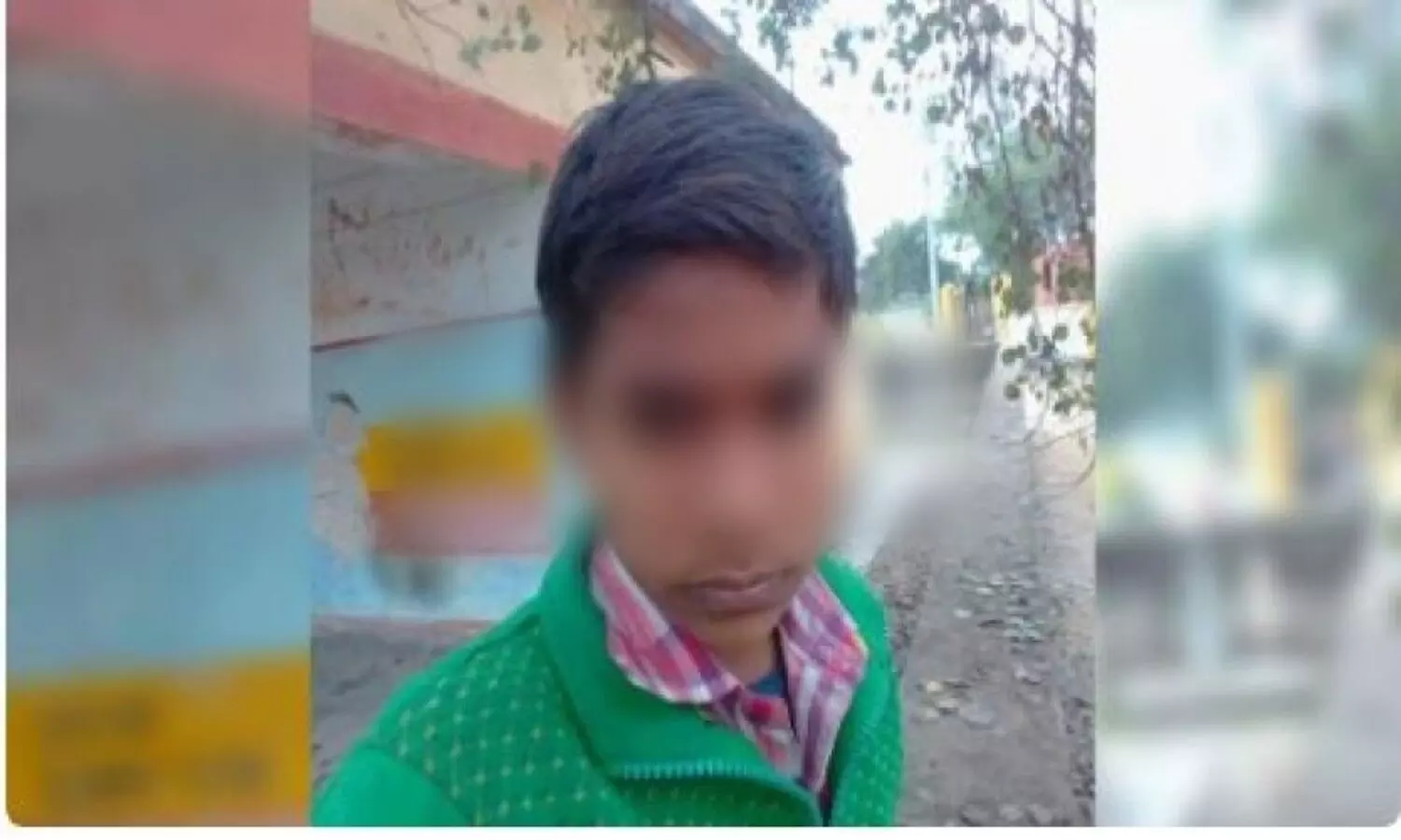 బెడ్పై పడుకుని రివాల్వర్తో సెల్ఫీలు.. అకస్మాత్తుగా ట్రిగ్గర్ ను నొక్కడంతో బెడ్పై పడుకుని రివాల్వర్తో సెల్ఫీలు.. అకస్మాత్తుగా ట్రిగ్గర్ ను నొక్కడంతో