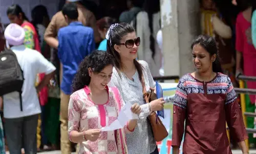 నేడు నీట్ పరీక్ష.. ఒక్క నిమిషం ఆలస్యమయినా?