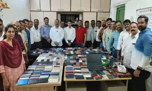 మొబైల్ దొంగతనాల రాకెట్ ను పట్టుకున్న పోలీసులు.. మొత్తం ఎన్ని దొరికాయంటే..!