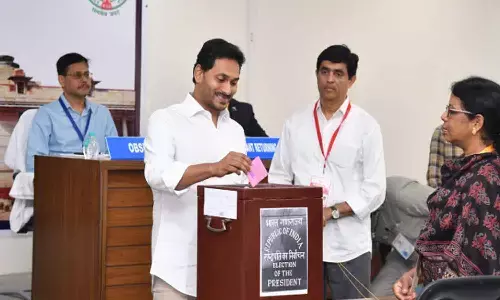 ఏపీలో ఏకపక్షం.. పోలింగ్ ప్రక్రియ ప్రారంభం