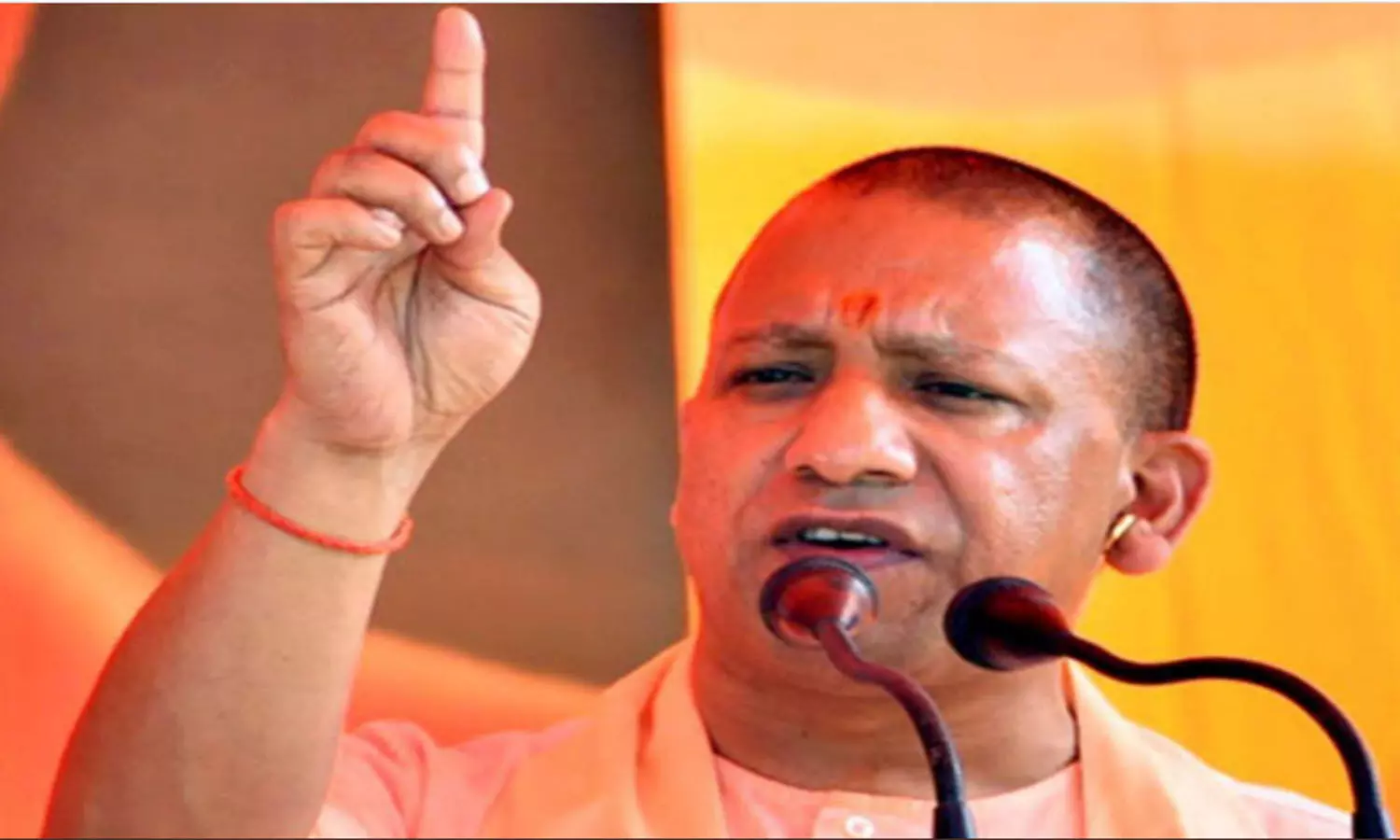 యోగి కి సొంత పార్టీలోనే సెగ