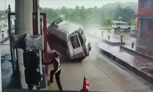 ఘోర ప్రమాదం ... నలుగురు మృతి