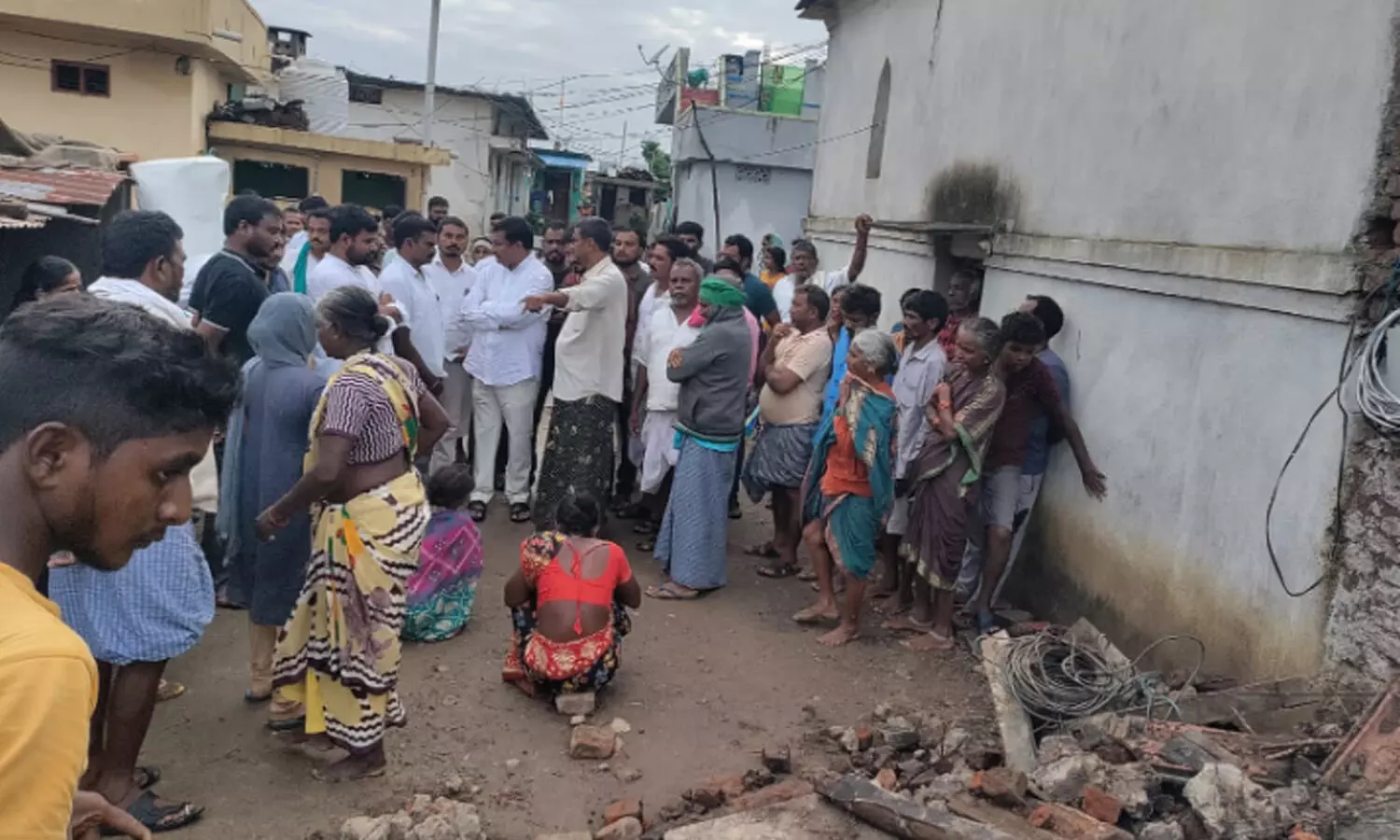 నష్టం అంచనా పరిశీలన