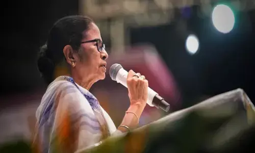 మమతకు షాకిచ్చిన ఈడీ