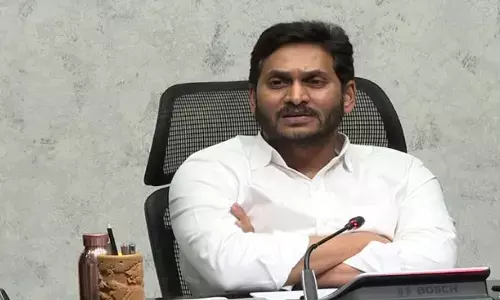 జగన్ నేడు సిక్కోలు వయా హైదరాబాద్ టు ఢిల్లీ