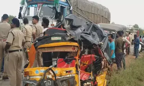 ఏపీలో రోడ్డు ప్రమాదం... ఐదుగురి మృతి