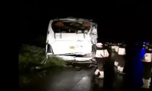 ఘోర ప్రమాదం...8 మంది మృతి