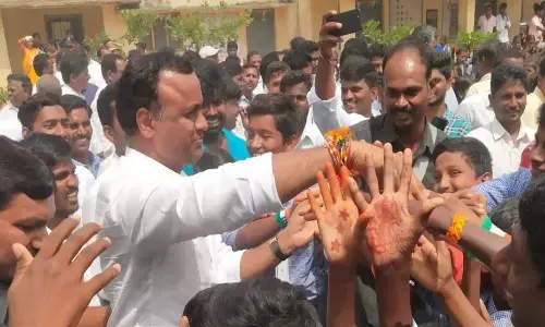 కోమటిరెడ్డికి కాంగ్రెస్ షోకాజ్ నోటీసు?