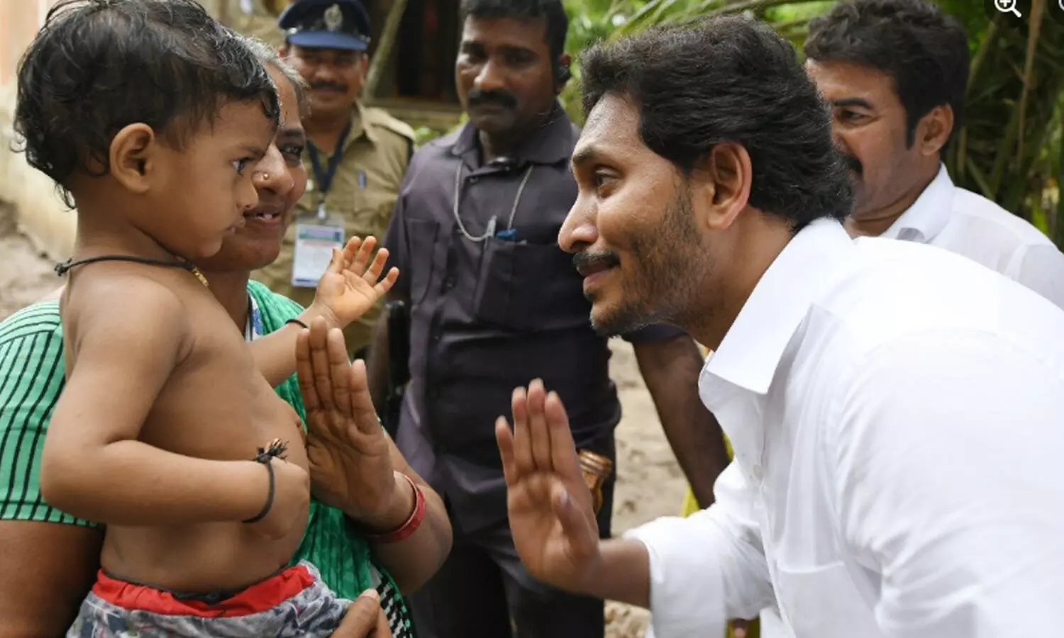 రెండో రోజు జగన్ పర్యటన