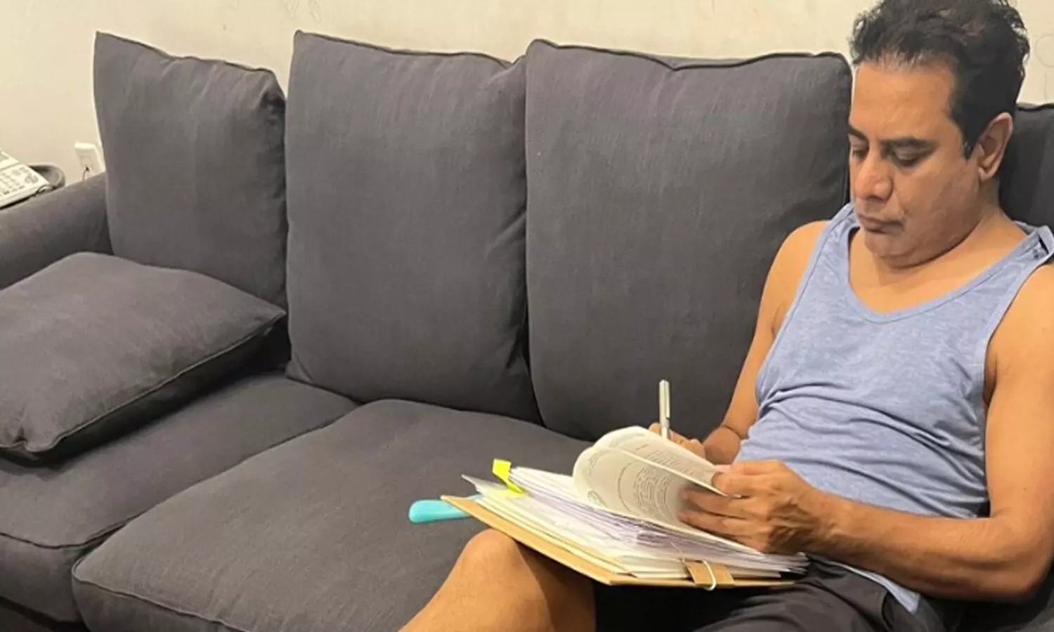 కేటీఆర్ ఆన్ వర్క్ ఫ‌్రం హోం