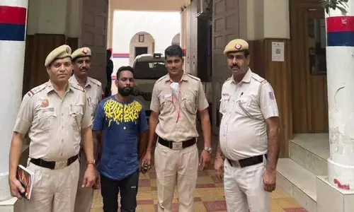 చపాతీ ఇవ్వనందుకు చంపేశాడు