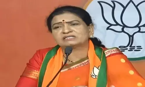 షర్మిలపై డీకే ఫైర్