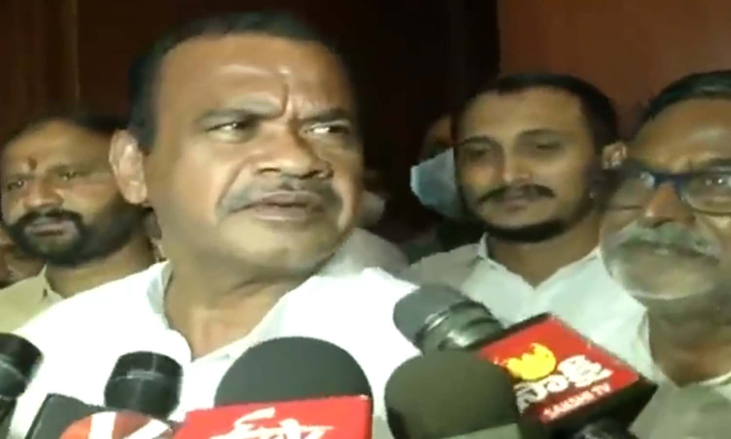 ఇకపై రేవంత్ ముఖం చూడను | komatireddy venkatareddy expressed anger on ...