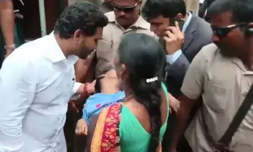 చలించిపోయిన జగన్