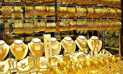 షాకింగ్... పెరిగిన బంగారం ధరలు