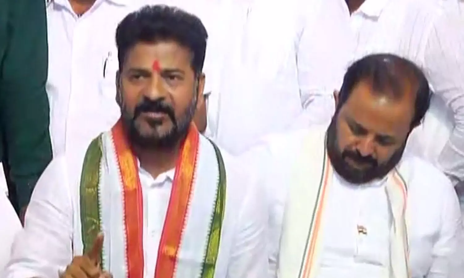 బీజేపీ, టీఆర్ఎస్ తోడు దొంగలే