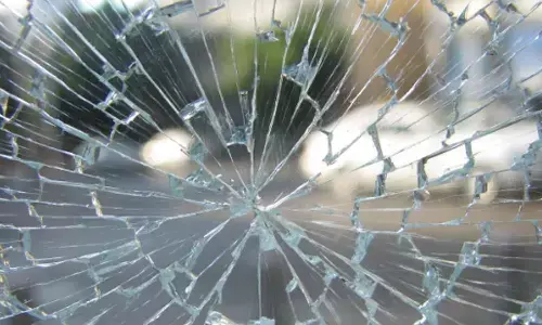 అనంతలో రోడ్డు ప్రమాదం.. ఇద్దరు విద్యార్థుల మృతి