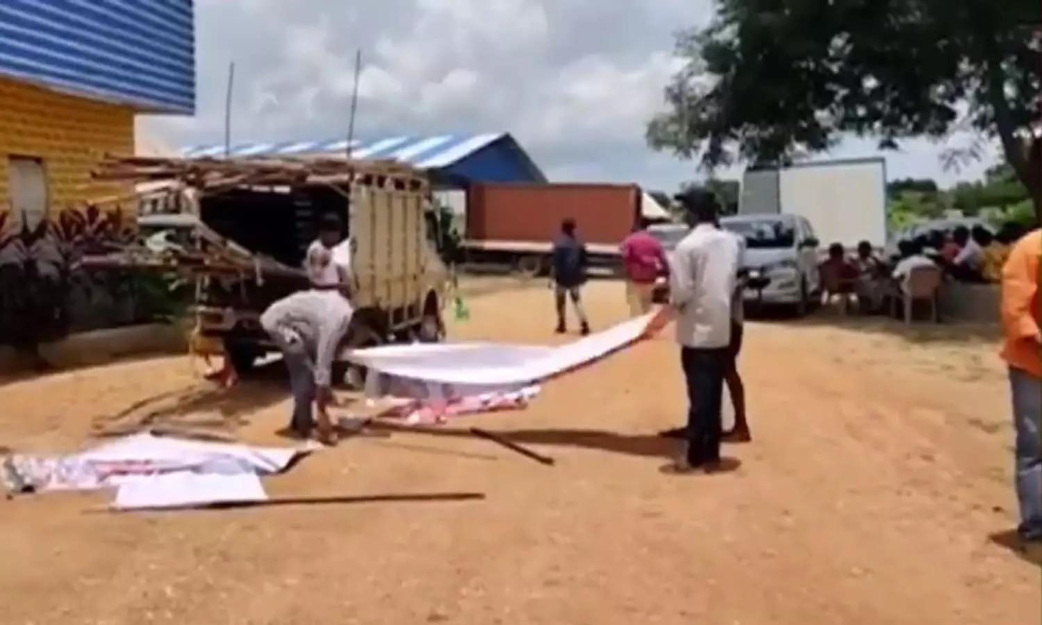 నేడు సభపై బీజేపీ లంచ్‌మోషన్ పిటీషన్