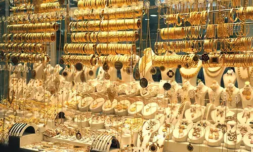 బ్యాడ్ న్యూస్.. రెండో రోజూ పెరిగిన బంగారం ధర