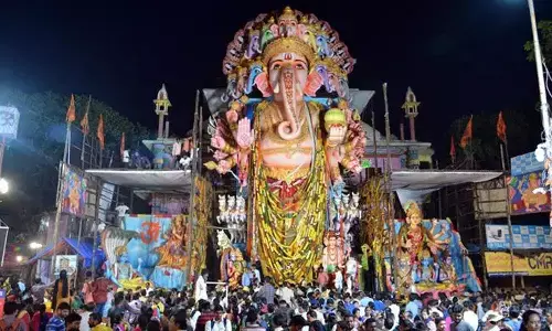 వినాయక చవితికి ముస్తాబవుతున్న తెలంగాణ జిల్లాలు