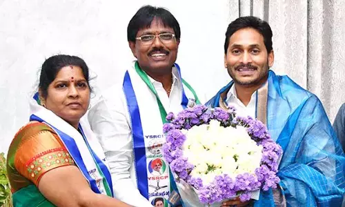 వైసీపీలో చేరిన టీడీపీ నేత