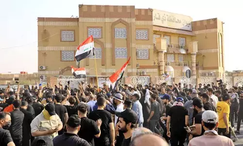 బాగ్దాద్ లో కాల్పులు.. 20 మంది మృతి