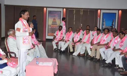 సెప్టంబరు 3న టీఆర్ఎస్ఎల్పీ భేటీ