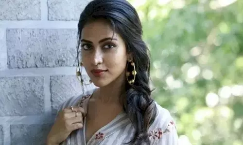 నటి అమలాపాల్ కు లైంగిక వేధింపులు.. స్నేహితుడు అరెస్ట్