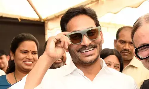 వైసీపీ కొత్త ఎత్తుగడ..  షిఫ్టింగ్ తో టీడీపీకి చెక్