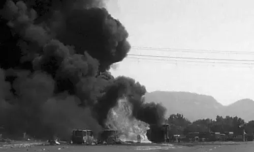 ఘోర ప్రమాదం.. పేలిపోయిన 100కి పైగా సిలిండర్లు