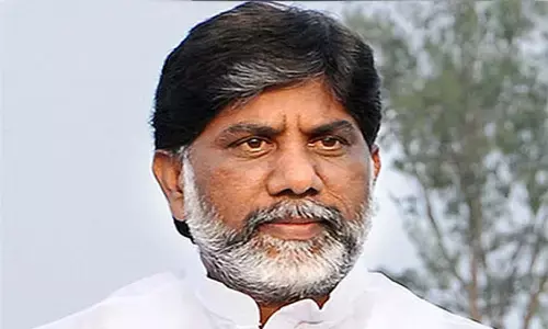 విలీన వజ్రోత్సవాలు అధికారికంగా జరపండి