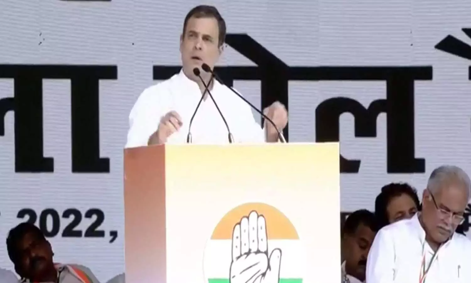 దేశంలో వారిద్దరే లాభపడుతున్నారు