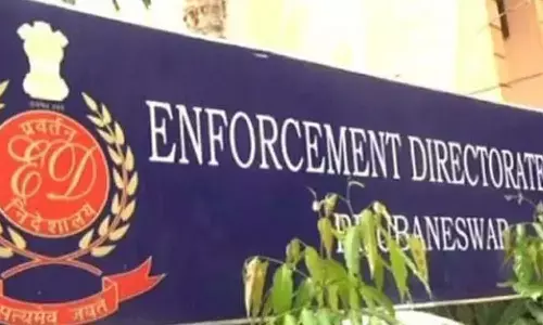 ఢిల్లీ లిక్కర్ స్కామ్.. ఈడీ సోదాలు