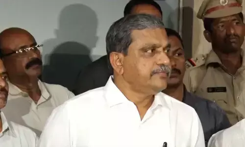 ప్రభుత్వానికి బరువు అయితే ఎలా?