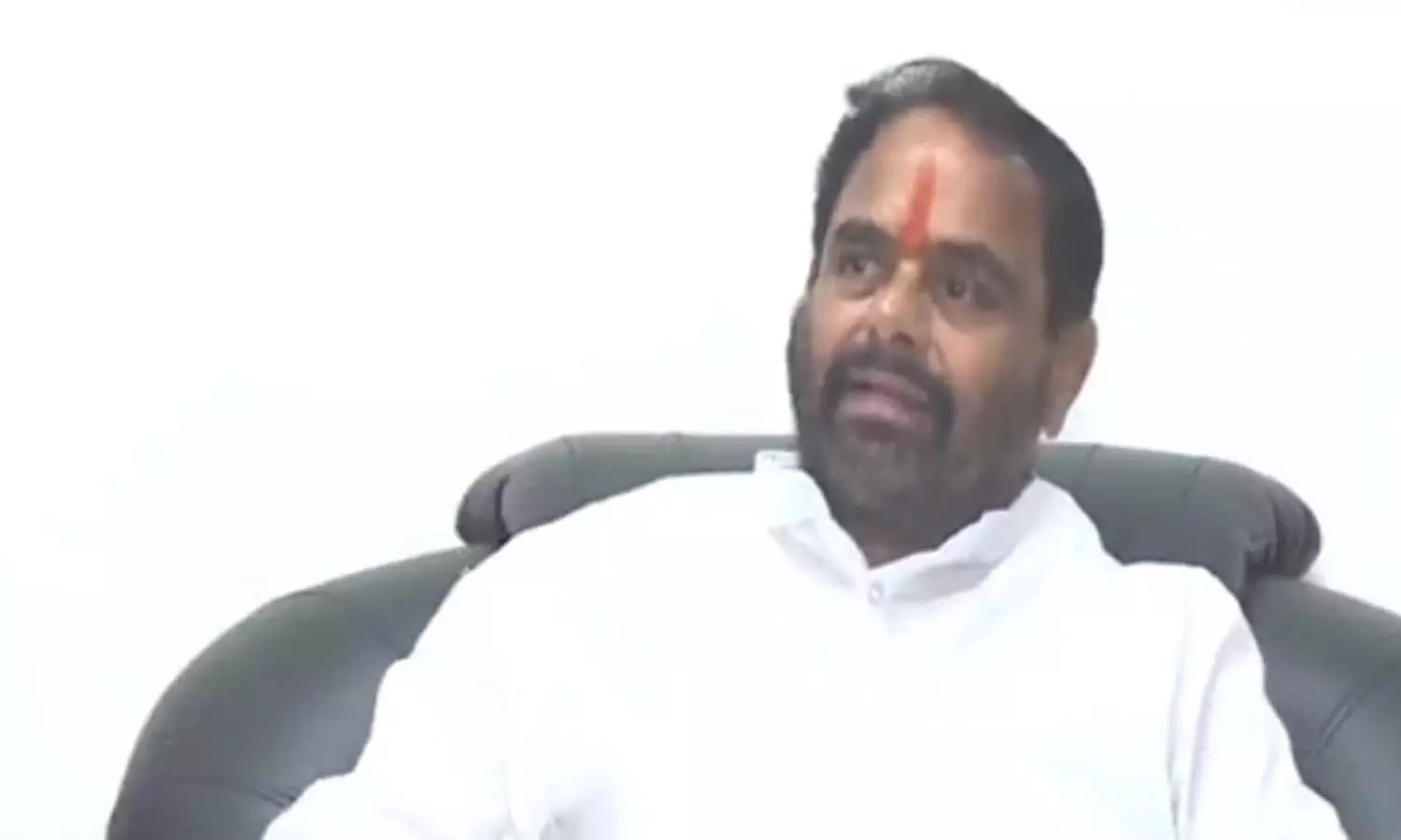 అనర్హత వేటుపై నిర్ణయం ఈరోజే చెబుతారా? అనర్హత వేటుపై నిర్ణయం ఈరోజే చెబుతారా?