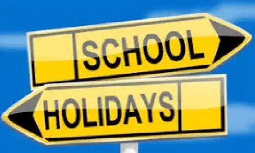 declaring, schools, holiday, tomorrow,  government, private