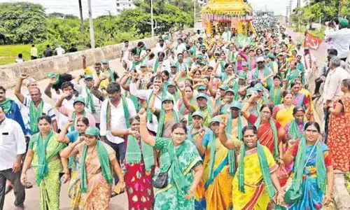 నేడు మూడో రోజు రైతుల పాదయాత్ర