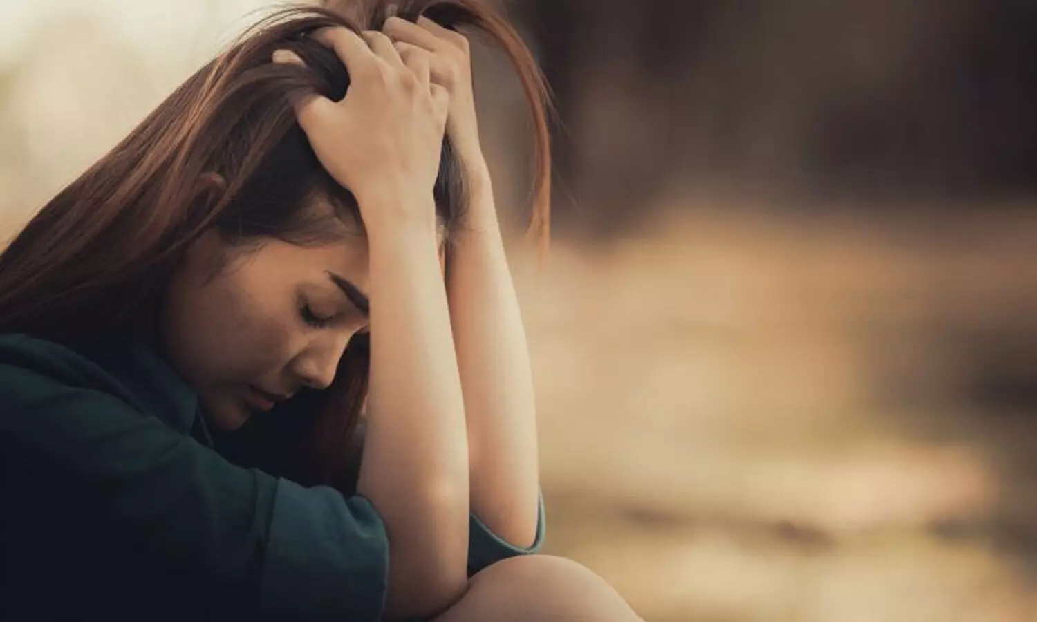 భర్త ఆ పని చేయలేదని.. తల్లీకూతురు బలవన్మరణం