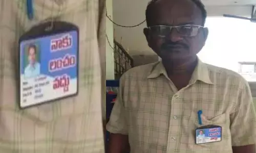 నాకు లంచం వద్దు.. అధికారి నిజాయితీ