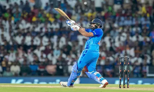 రోహిత్ సూపర్ ఇన్నింగ్స్.. నాగ్ పూర్ లో భారత్ దే విజయం..!