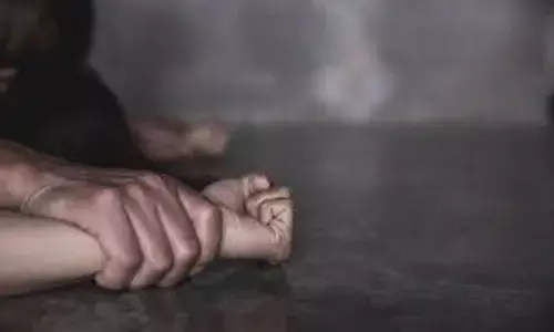 girl, atrocity,  maharashtra