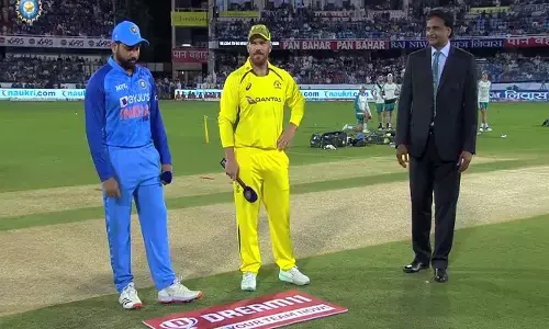 india,  australia, toss,  field