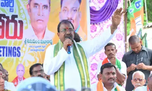 బొత్స గారూ.. మీరు ఇక్కడ ఏం చేశారు?