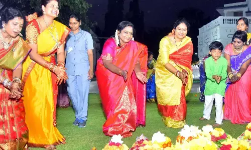 నేడు వేములవాడకు గవర్నర్