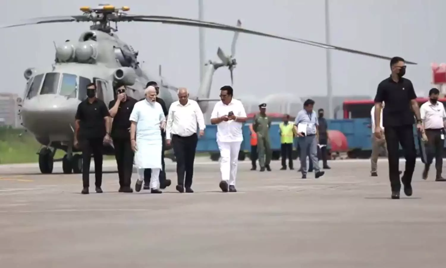 గుజరాత్లో ప్రధాని పర్యటన గుజరాత్లో ప్రధాని పర్యటన